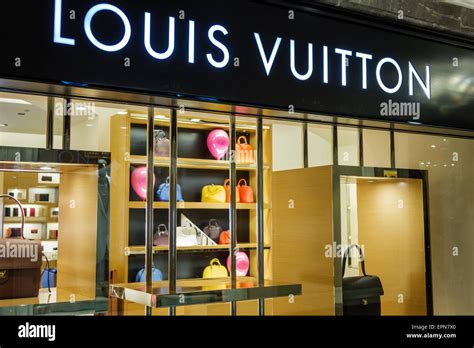 lv mumbai|Louis Vuitton India retail.